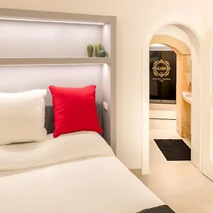 esperia-luxury-suite-apartment-noto.sicilyhotelsitaly.net/